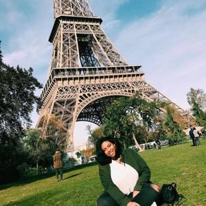 Meet your Posher, Briana